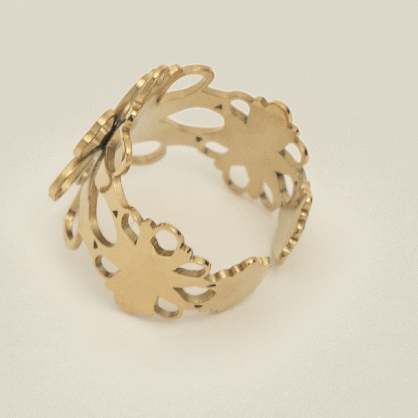 Bague dorée fleur 3D ajustable – acier inoxydable waterproof