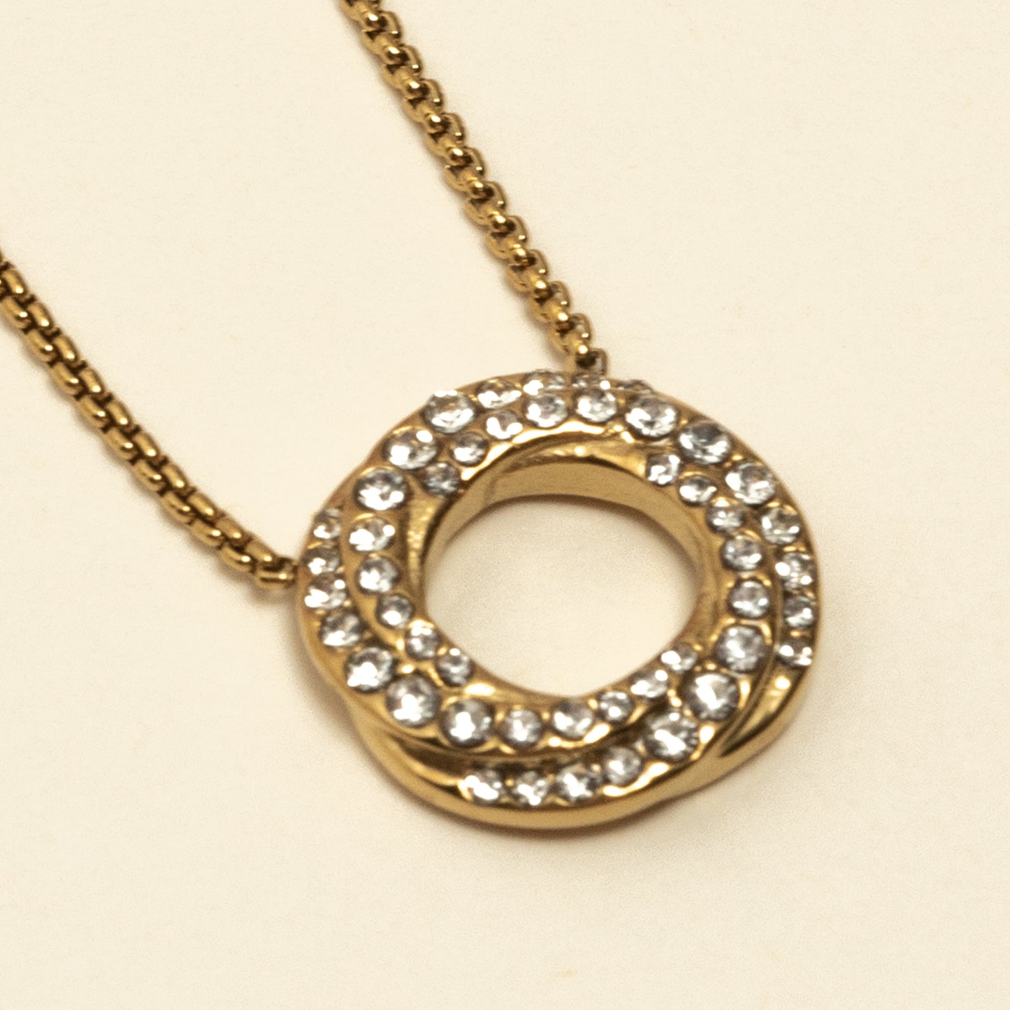 Collier pendentif cercle serti – Plaqué or 18K
