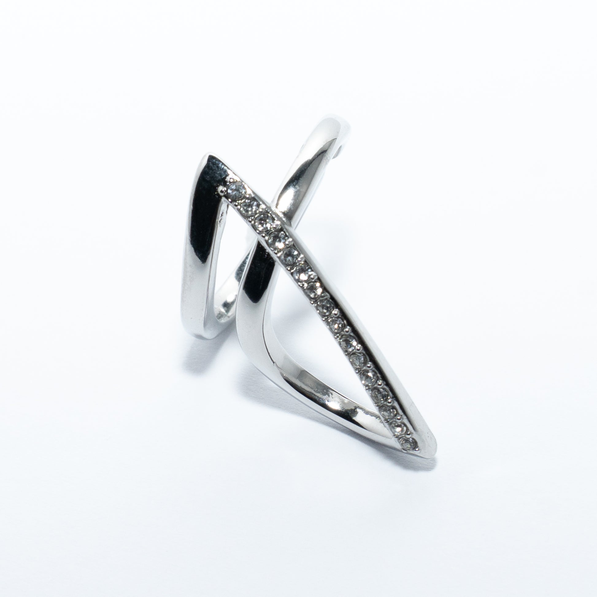 Bague argentée ajustable avec strass scintillants en acier inoxydable waterproof