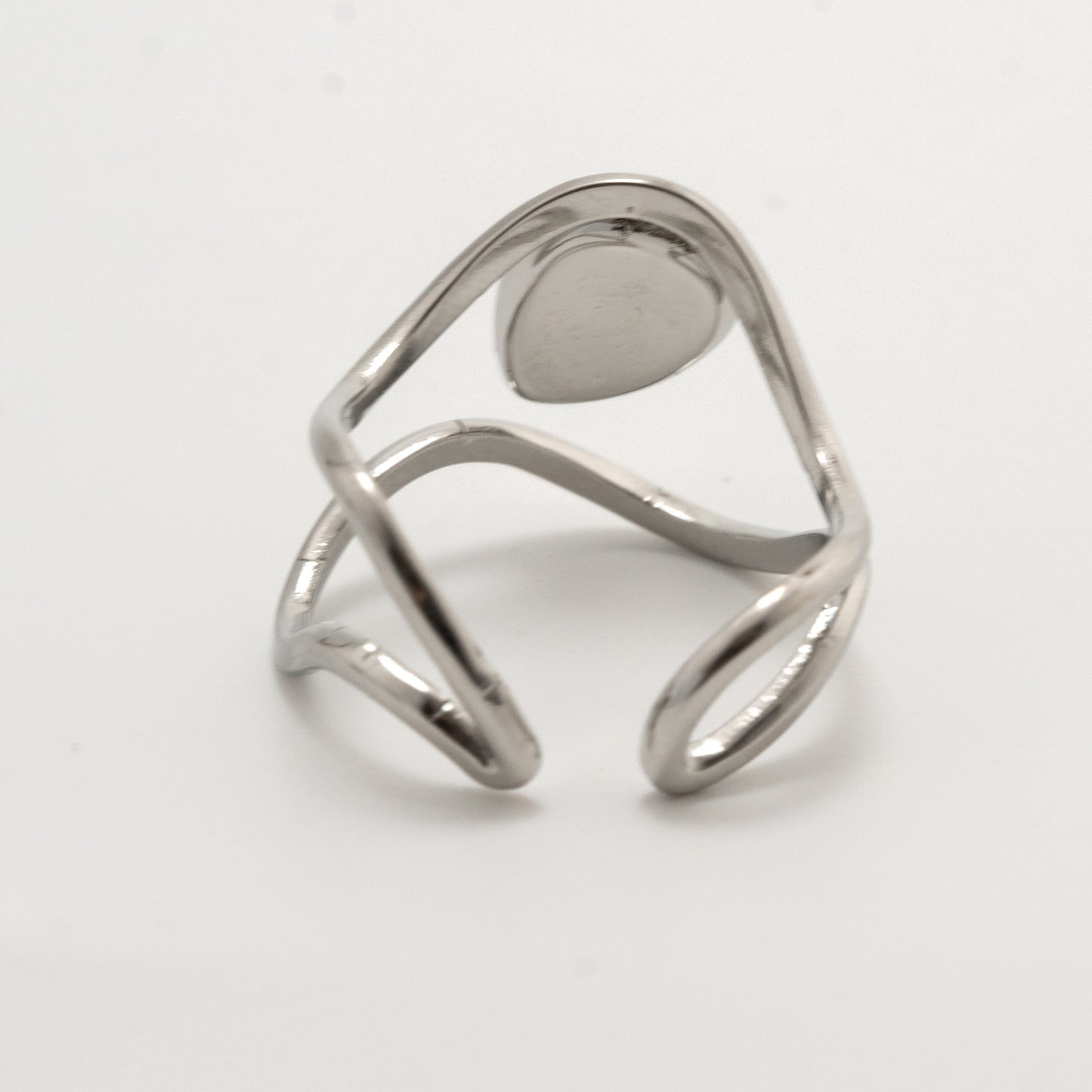 Bague argentée nacre – acier inoxydable hypoallergénique