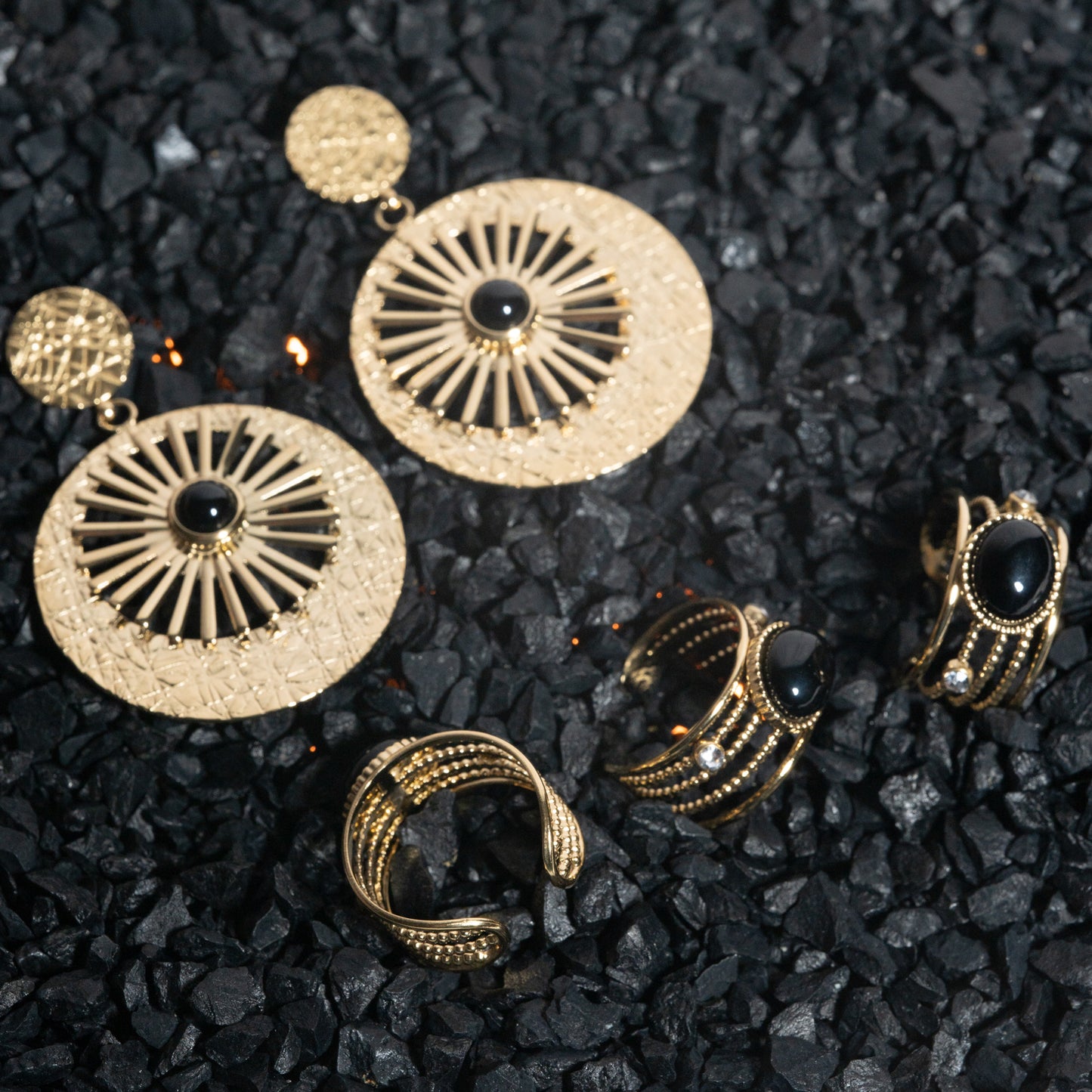 Boucles d'oreilles dorées waterproof – acier inoxydable plaqué or