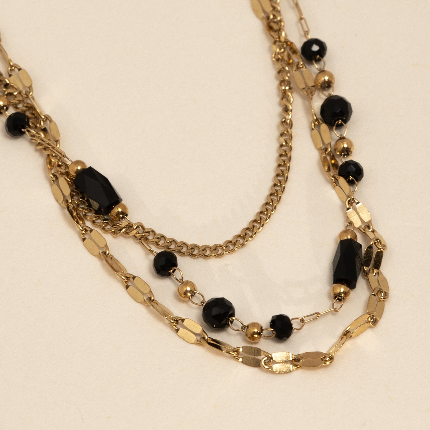 Collier multi-rangs doré perles noires – acier inoxydable waterproof