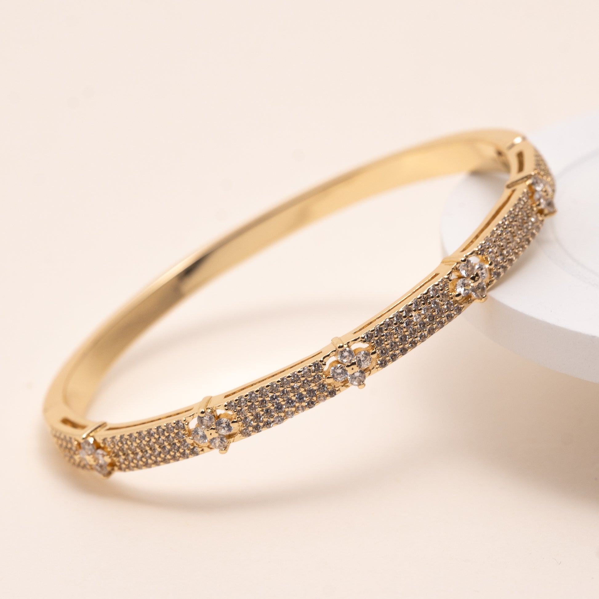 bracelet doré avec strass-acier inoxydable plaqué or 18K