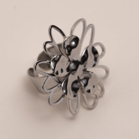 Bague argentée fleur ajustable – acier inoxydable waterproof
